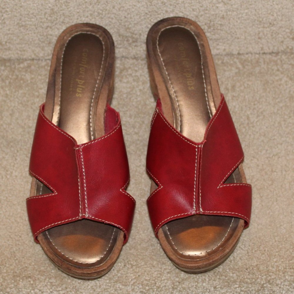 Comfort Plus Red Sandals by Predictions Size 10M